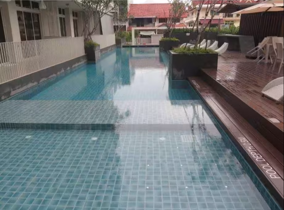 单间出租 • 实龙岗 •  Cambio Suites • S$600 • 共管公寓 • 普通房 照片