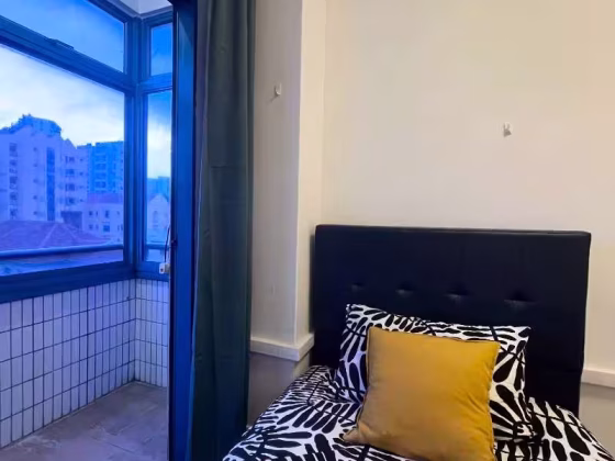 单间出租 • 芽笼 •  Palm Lodge • S$1150 • 住宅公寓 • 普通房 照片