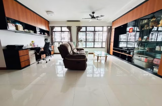 房屋出售 • 蔡厝港 • 817B Keat Hong Link • S$798000 • 3房(2臥室) • 1206ft² / 112m²