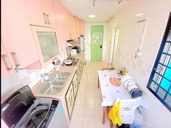 房屋出售 • 裕廊西 • 668A Jurong West Street 64 • S$580000 • 3房(2臥室) • 915ft² / 85m² 照片