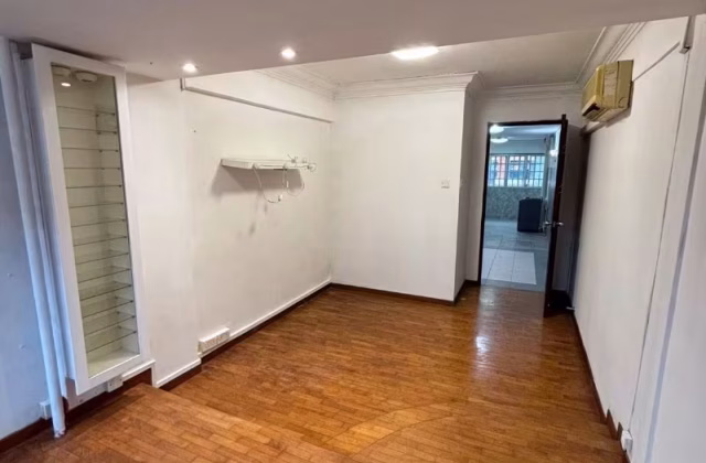 整套出租 • 宏茂桥 • 128 Ang Mo Kio Avenue 3 • S$2800 • 3房(2臥室) • 700ft² / 65m²