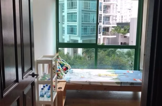 单间出租 • 加冷 •  St Michael's Place • S$1000 • 住宅公寓 • 普通房