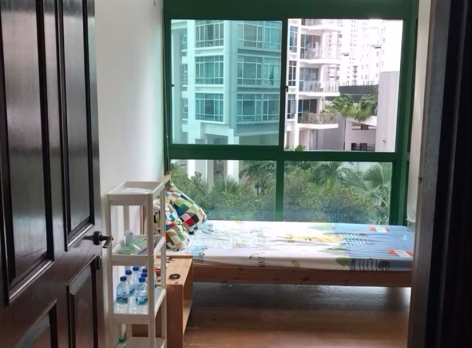 单间出租 • 加冷 •  St Michael's Place • S$1000 • 住宅公寓 • 普通房 照片