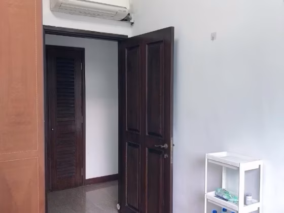 单间出租 • 加冷 •  St Michael's Place • S$1000 • 住宅公寓 • 普通房 照片