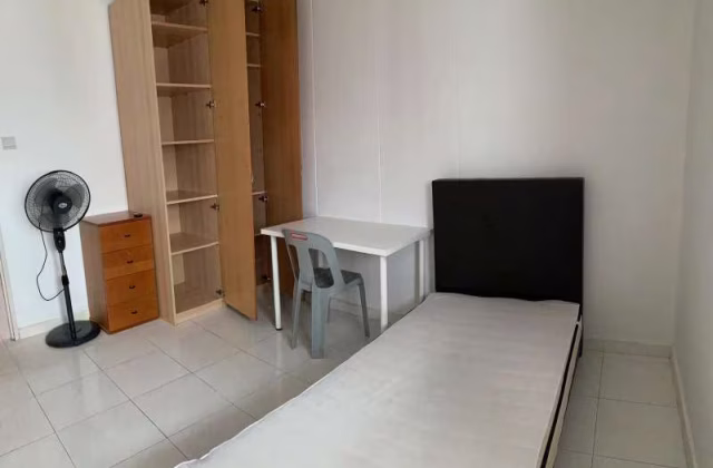 单间出租 • 三巴旺 • 356C Admiralty Drive • S$650 • 4房(3臥室) • 普通房