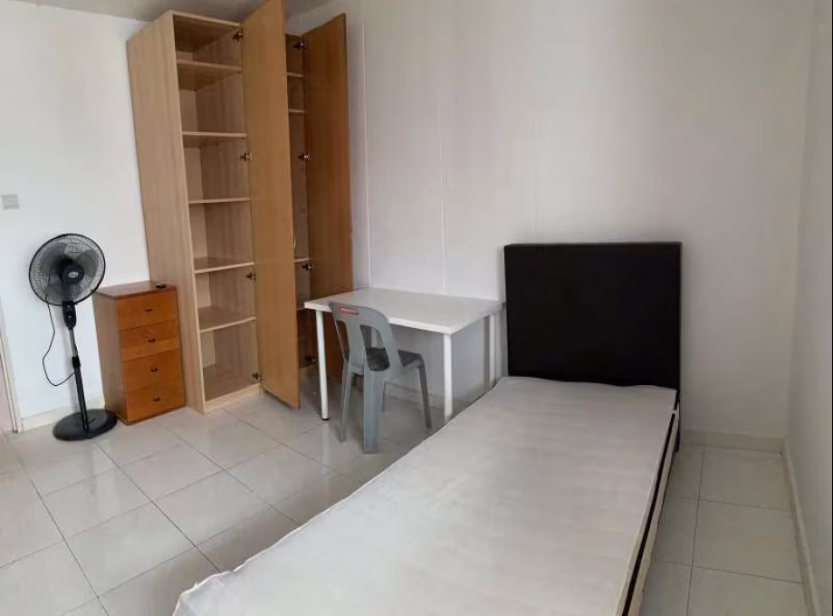 单间出租 • 三巴旺 • 356C Admiralty Drive • S$650 • 4房(3臥室) • 普通房 照片