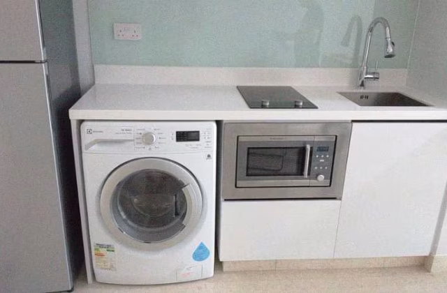 房屋出售 • 加冷 •  Eight Riversuites • S$880000 • 共管公寓 • 441ft² / 40m²