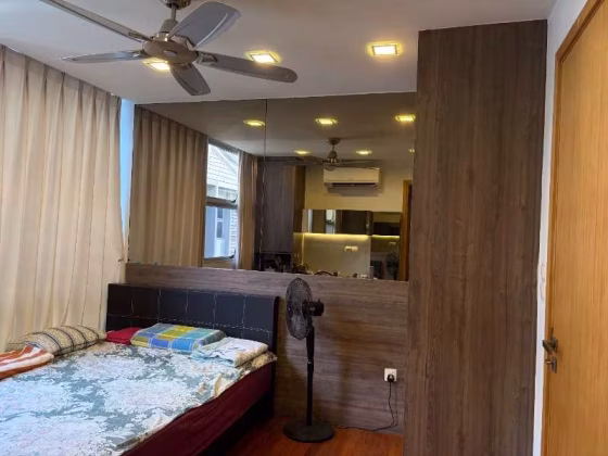 单间出租 • 后港 •  Charlton Residences • S$1500 • 联排排屋 • 主人房 照片