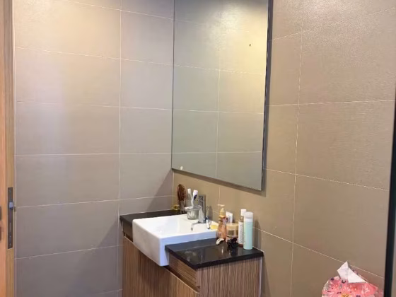 单间出租 • 后港 •  Charlton Residences • S$1500 • 联排排屋 • 主人房 照片
