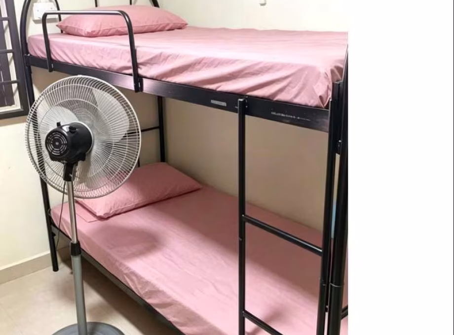 单间出租 • 诺维娜 • 28 Jalan Bahagia • S$400 • 3房(2臥室) • 床位出租 照片