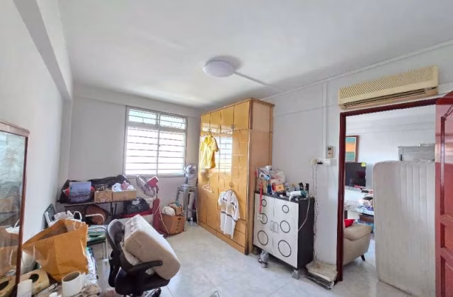 单间出租 • 加冷 • 3 Beach Road • S$1200 • 2房(1臥室) • 普通房