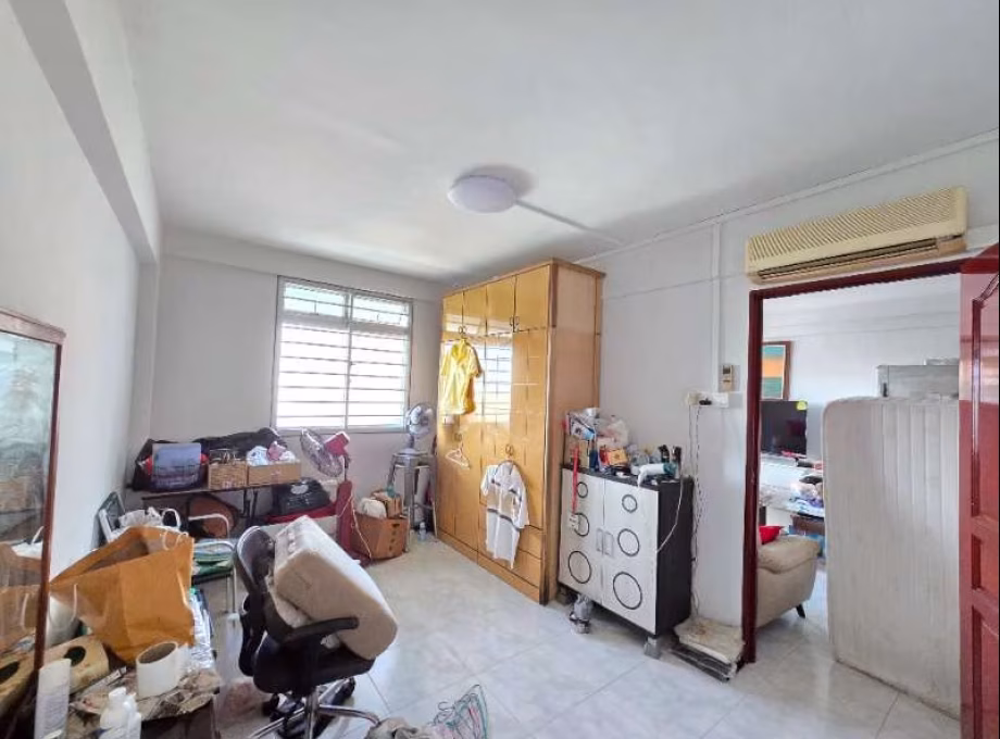 单间出租 • 加冷 • 3 Beach Road • S$1200 • 2房(1臥室) • 普通房 照片