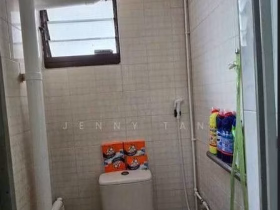 单间出租 • 加冷 • 3 Beach Road • S$1200 • 2房(1臥室) • 普通房 照片