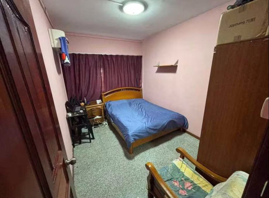 单间出租 • 裕廊西 • 617 Jurong West Street 65 • S$1000 • 4房(3臥室) • 普通房 照片