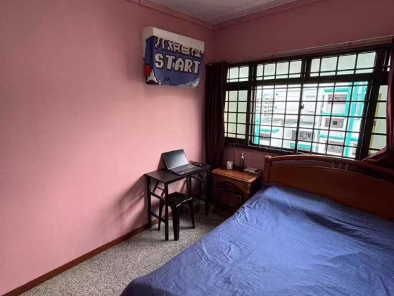 单间出租 • 裕廊西 • 617 Jurong West Street 65 • S$1000 • 4房(3臥室) • 普通房 照片
