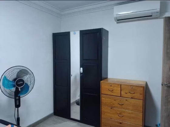 单间出租 • 裕廊西 • 848 Jurong West Street 81 • S$1050 • 3房(2臥室) • 普通房 照片