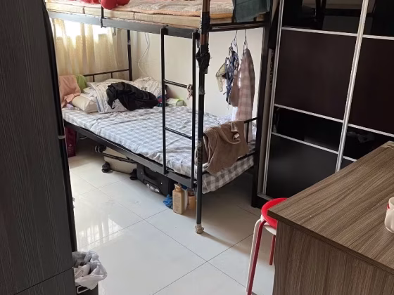 单间出租 • 裕廊西 • 217B Boon Lay Avenue • S$450 • 3房(2臥室) • 床位出租 照片