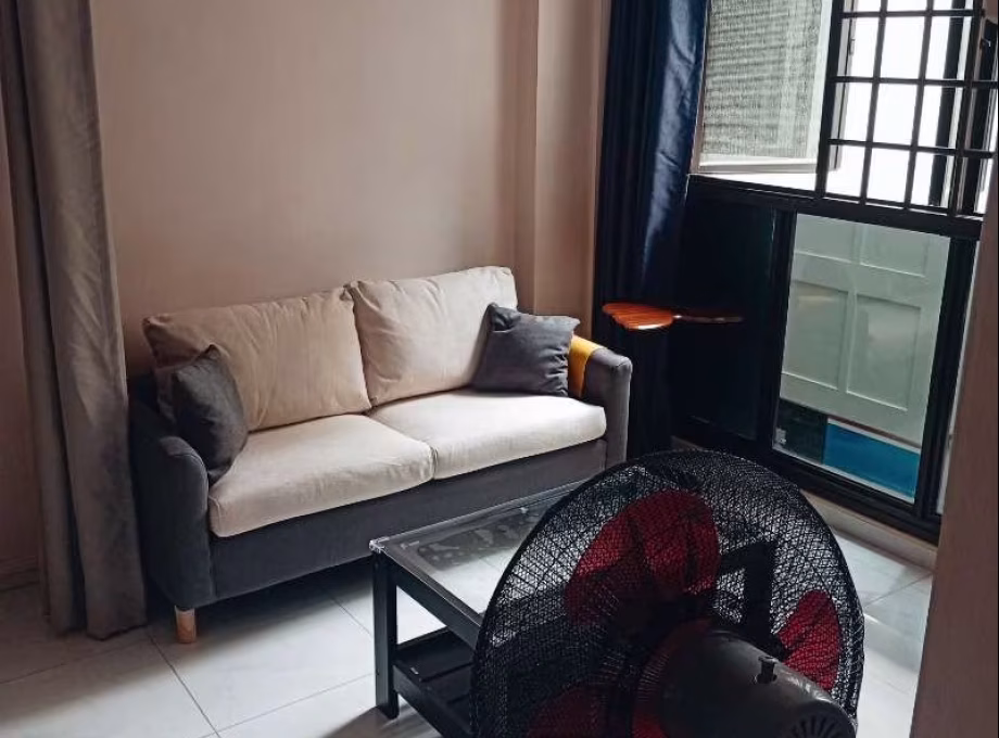整套出租 • 兀兰 • 551 Woodlands Drive 44 • S$3200 • 3房(2臥室) • 1076ft² / 99m² 照片