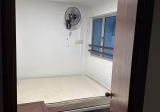 单间出租 • 淡滨尼 • 111 Tampines Street 11 • S$900 • 4房(3臥室) • 普通房