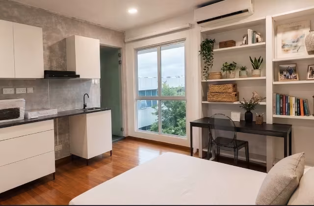 整套出租 • 实龙岗 •  Botanique At Bartley • S$2300 • 无电梯公寓 • 300ft² / 27m²