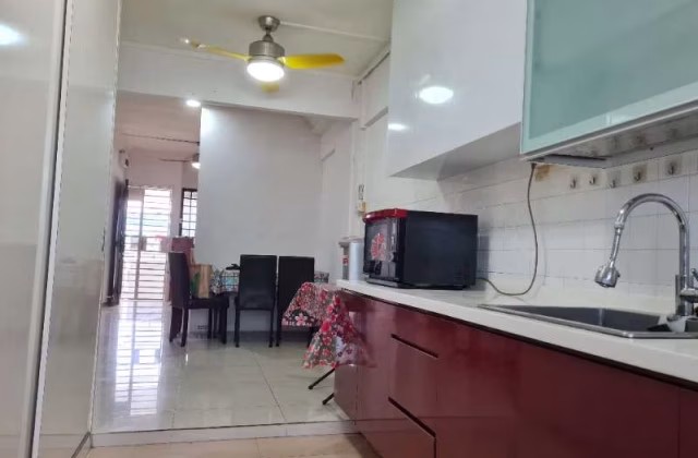 整套出租 • 义顺 • 742 Yishun Avenue 5 • S$2900 • 3房(2臥室) • 721ft² / 66m²