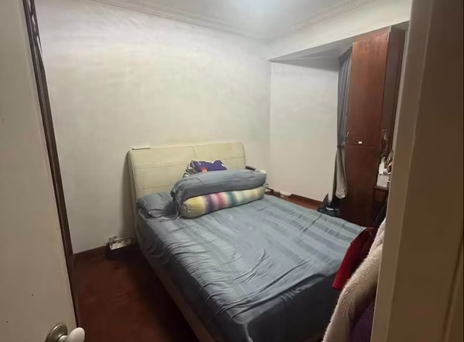 单间出租 • 义顺 •  Orchid Park Condominium • S$1150 • 共管公寓 • 普通房 照片