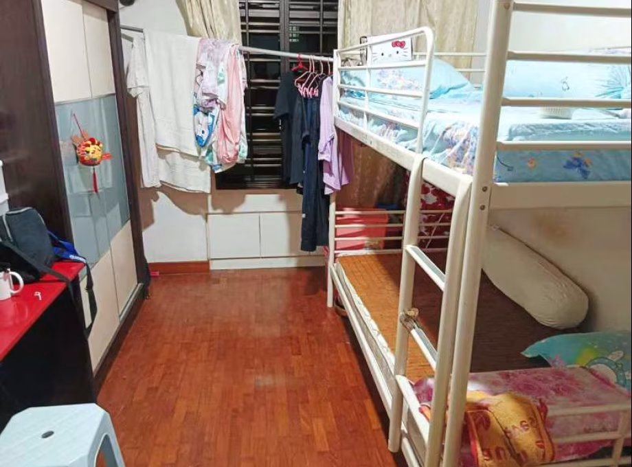 单间出租 • 裕廊西 • 986B Jurong West Street 93 • S$950 • 3房(2臥室) • 普通房 照片