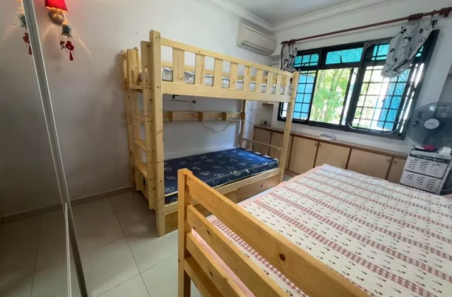 单间出租 • 三巴旺 • 407 Sembawang Drive • S$500 • 3房(2臥室) • 床位出租