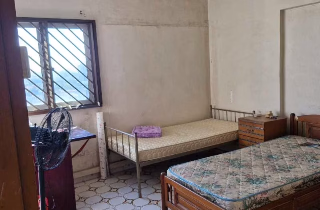 单间出租 • 勿洛 • 66 Bedok South Avenue 3 • S$1000 • 4房(3臥室) • 主人房
