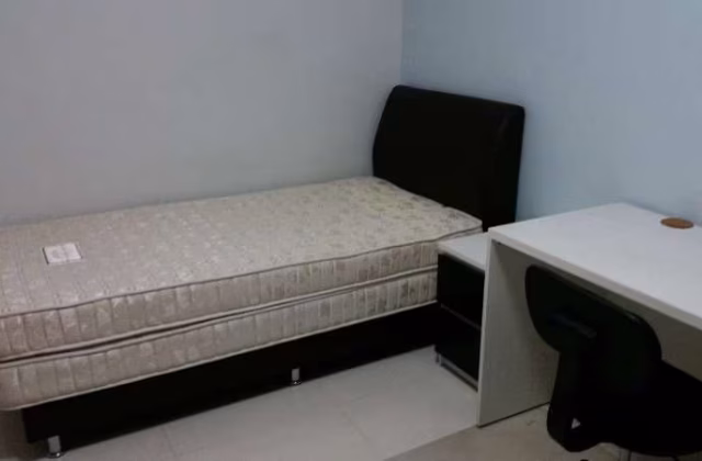 单间出租 • 义顺 • 296 Yishun Street 20 • S$680 • 3房(2臥室) • 普通房