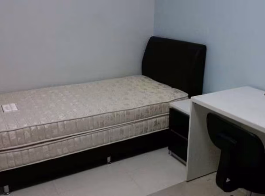单间出租 • 义顺 • 296 Yishun Street 20 • S$680 • 3房(2臥室) • 普通房 照片
