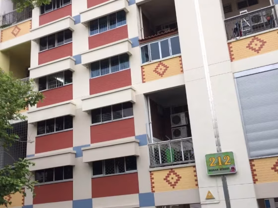 单间出租 • 碧山 • 212 Bishan Street 23 • S$1400 • 执行组屋 • 主人房 照片