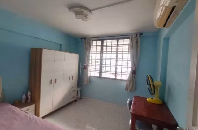 单间出租 • 义顺 • 173 Yishun Avenue 7 • S$750 • 3房(2臥室) • 普通房