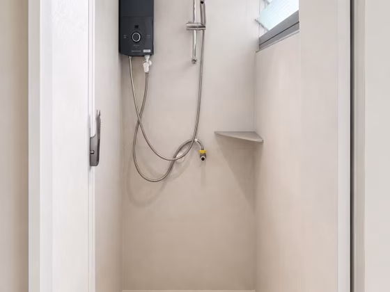 单间出租 • 金文泰 • 416 Clementi Avenue 1 • S$1500 • 5房(4臥室) • 普通房 照片