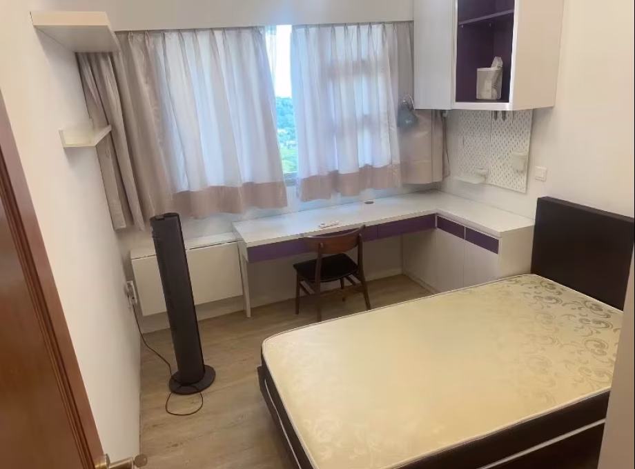 单间出租 • 红山 • 90B Telok Blangah Street 31 • S$1100 • 3房(2臥室) • 短租房 照片