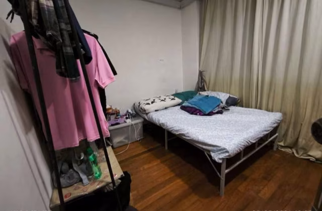 单间出租 • 芽笼 •  Sunflower Residence • S$1200 • 住宅公寓 • 普通房