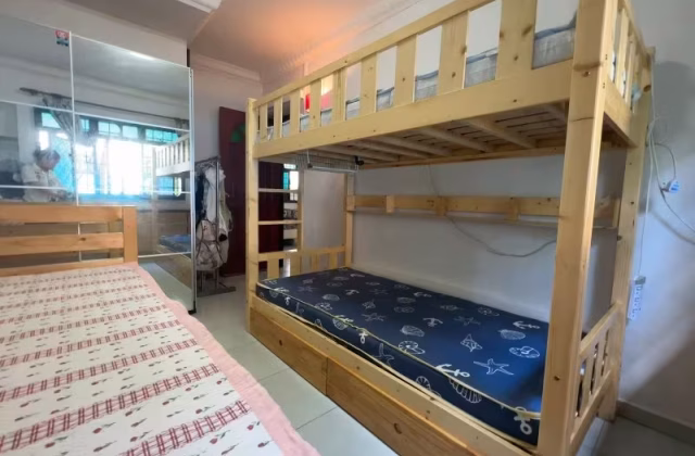 单间出租 • 三巴旺 • 407 Sembawang Drive • S$500 • 3房(2臥室) • 床位出租