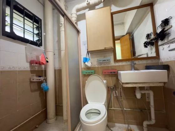 单间出租 • 三巴旺 • 407 Sembawang Drive • S$500 • 3房(2臥室) • 床位出租 照片