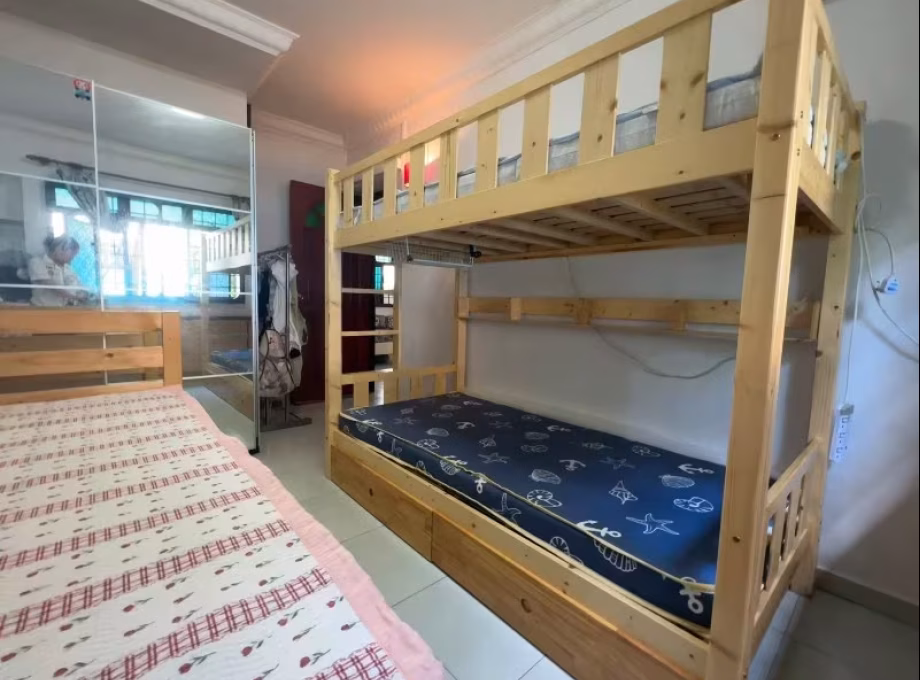 单间出租 • 三巴旺 • 407 Sembawang Drive • S$500 • 3房(2臥室) • 床位出租 照片