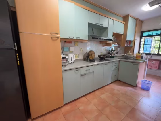 单间出租 • 三巴旺 • 407 Sembawang Drive • S$500 • 3房(2臥室) • 床位出租 照片