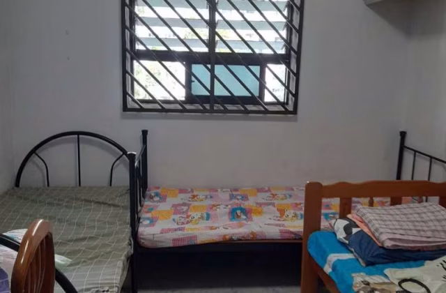 单间出租 • 勿洛 • 549 Bedok North Avenue 1 • S$400 • 3房(2臥室) • 床位出租