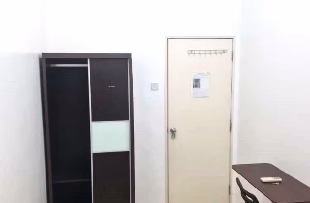 单间出租 • 欧南 •  People's Park Complex • S$1000 • 住宅公寓 • 普通房
