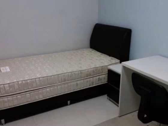 单间出租 • 义顺 • 296 Yishun Street 20 • S$600 • 3房(2臥室) • 普通房 照片