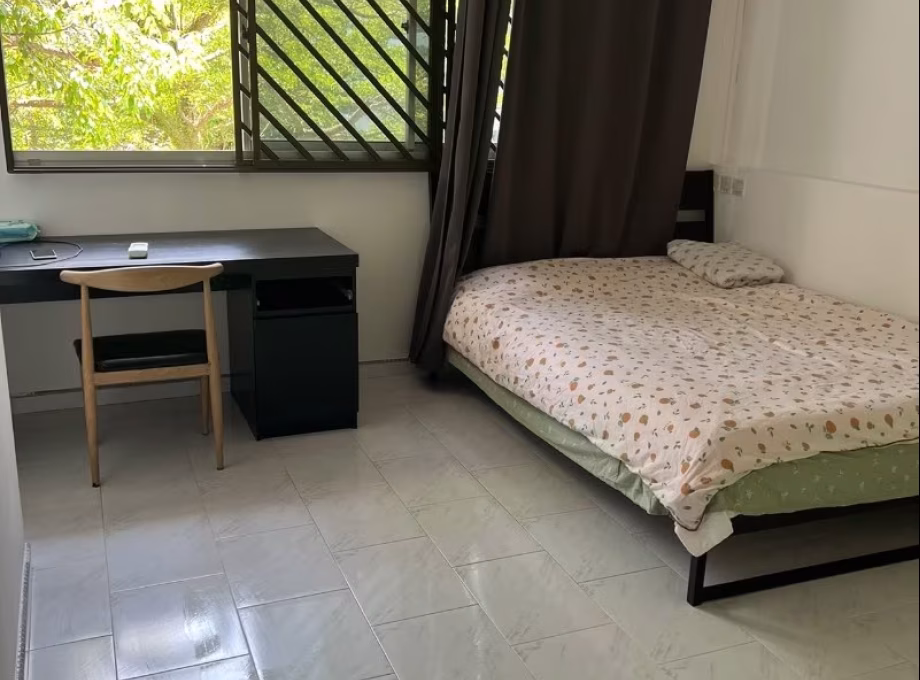 单间出租 • 巴西立 • 421 Pasir Ris Drive 6 • S$1200 • 2房(1臥室) • 普通房 照片