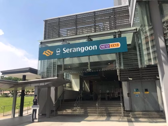 单间出租 • 实龙岗 • 330 Serangoon Avenue 3 • S$1000 • 4房(3臥室) • 普通房 照片
