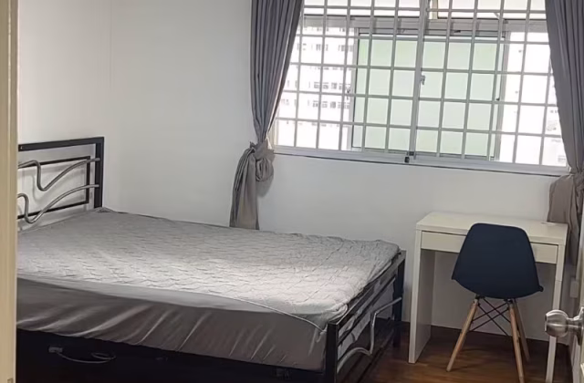 单间出租 • 兀兰 • 405 Woodlands Street 41 • S$1200 • 5房(4臥室) • 普通房