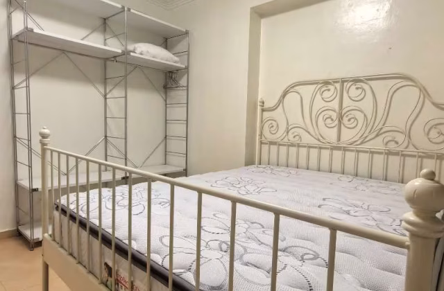单间出租 • 盛港 • 129 Rivervale Street • S$1100 • 4房(3臥室) • 普通房