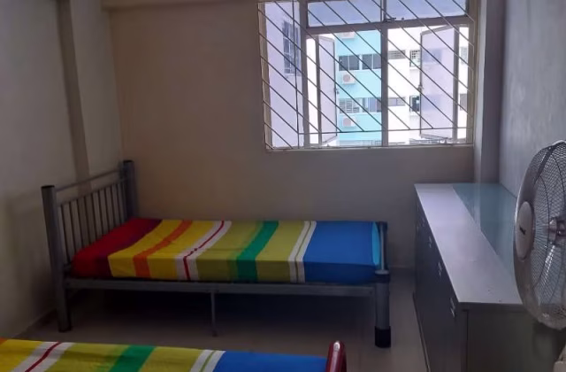 单间出租 • 义顺 • 265 Yishun Street 22 • S$1000 • 4房(3臥室) • 普通房