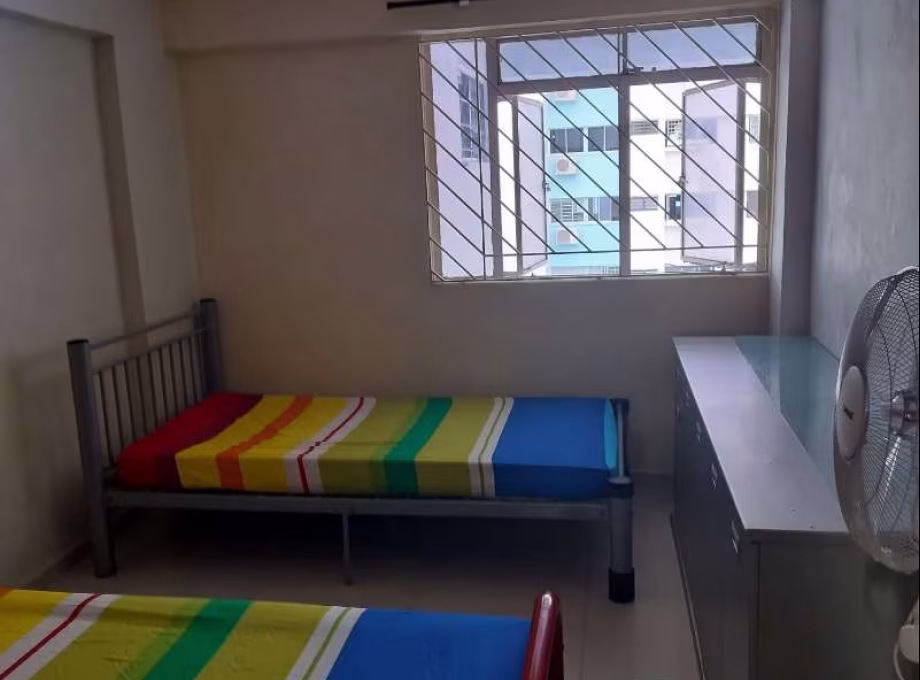 单间出租 • 义顺 • 265 Yishun Street 22 • S$1000 • 4房(3臥室) • 普通房 照片