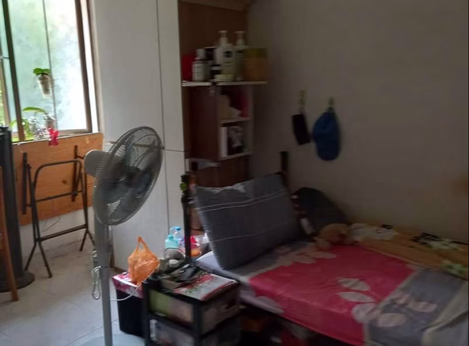 单间出租 • 勿洛 • 1 Bedok South Avenue 1 • S$300 • 3房(2臥室) • 床位出租 照片